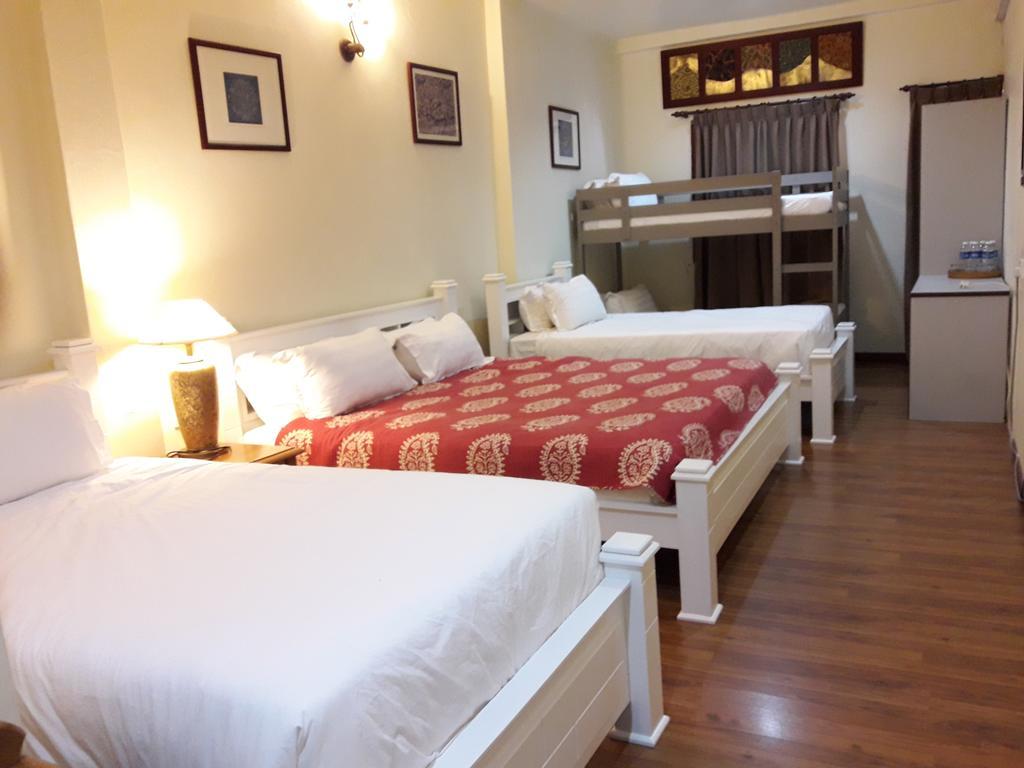 Hotel Zamburger Heritage Melaka Exteriör bild