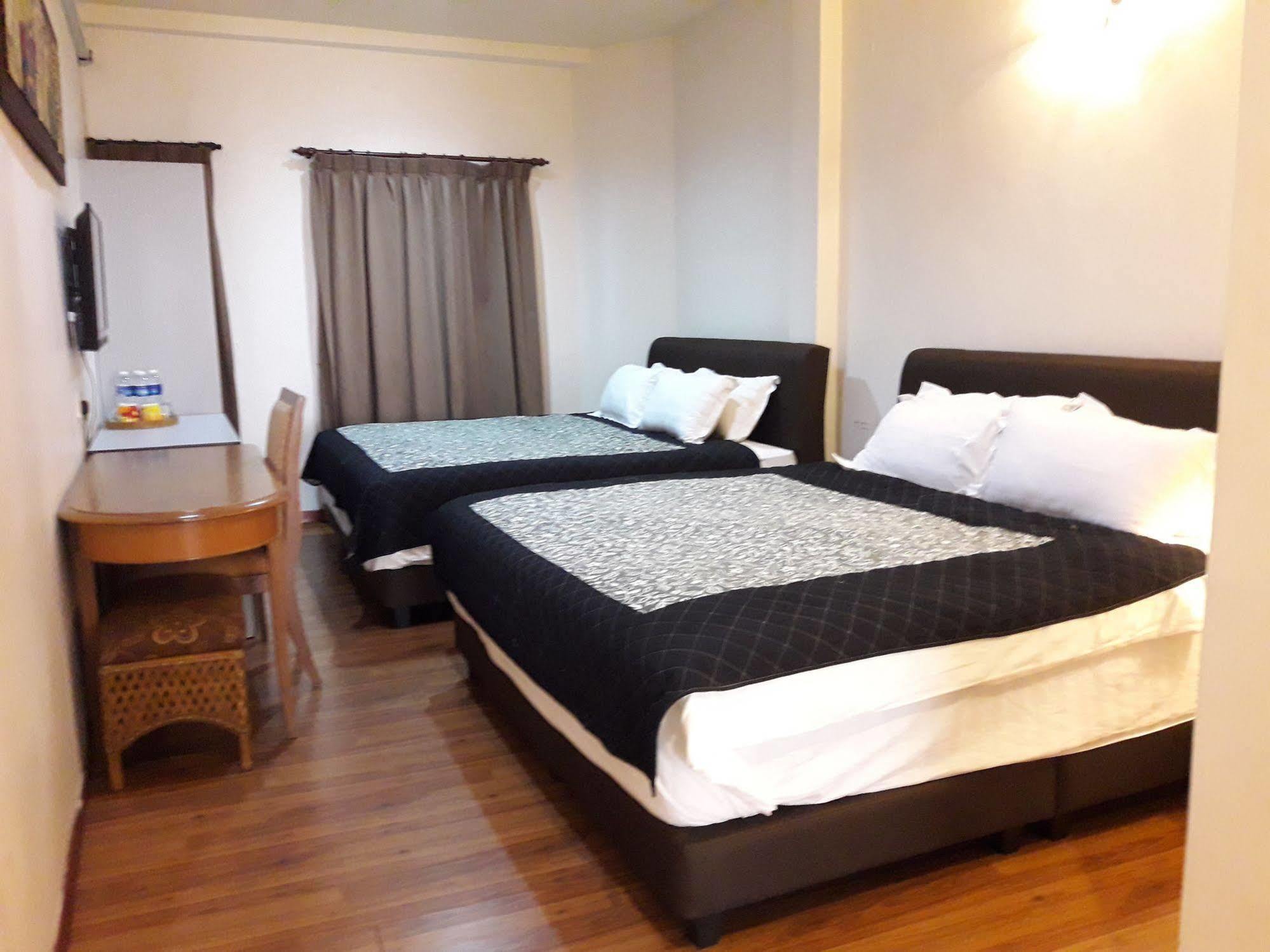 Hotel Zamburger Heritage Melaka Exteriör bild